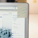 Illustration of How Software Notifications Quietly Affect Daily Focus and Productivity