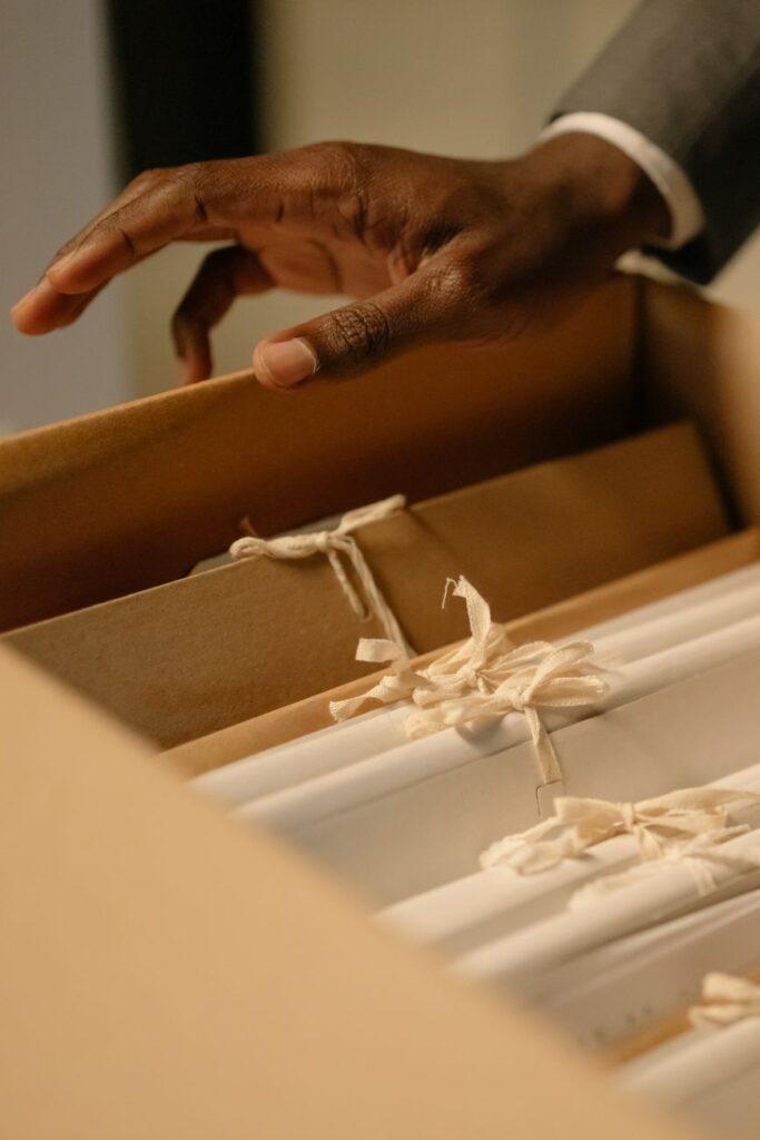 Illustration of Why Software for Scanning Documents Replaced Physical Filing for Many